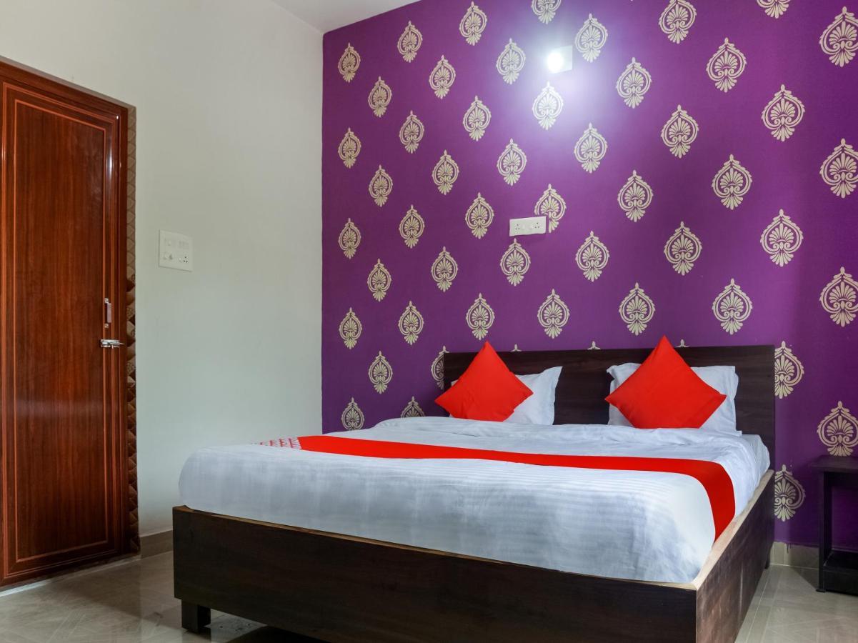 Spot On 75229 Khandai Palace 2 Chandaka Esterno foto